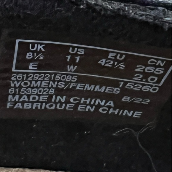 Clarks Mary Jane Size 11W Black Leather 11 Wide - Picture 16 of 16